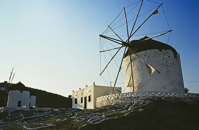 větrný mlýn na ostrově Ios